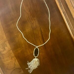 Kendra Scott necklace